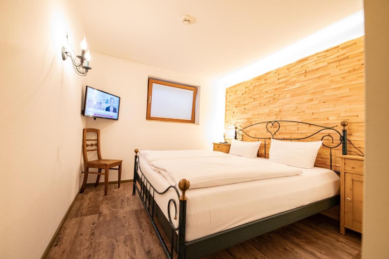 Hausberg Apartment การ์มิช-พาร์เทนเคียร์เชน ภายนอก รูปภาพ