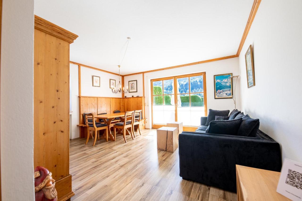 Hausberg Apartment การ์มิช-พาร์เทนเคียร์เชน ภายนอก รูปภาพ